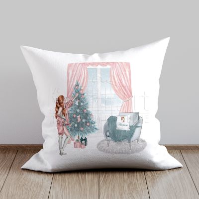 Коледна възглавница  - Момиче край елхата 