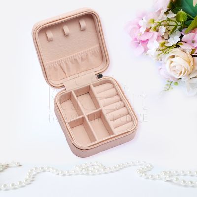  Кутия за бижута с име