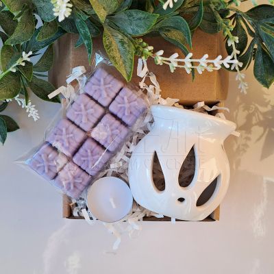 Арома комплект – арома лампа, чаена свещ и соеви блокчета с лавандула