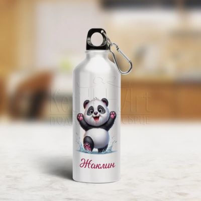 Персонализирана детска бутилка с име и панда